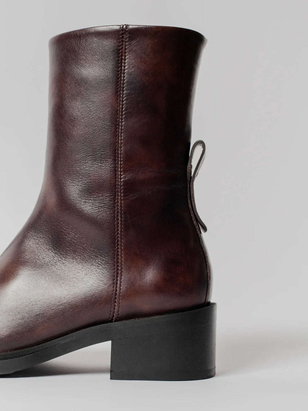 The Hedda, Washed Brown